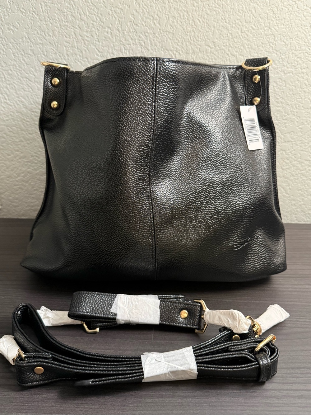 NWT BELLA RUSSO PEBBLED SHOULDER BAG